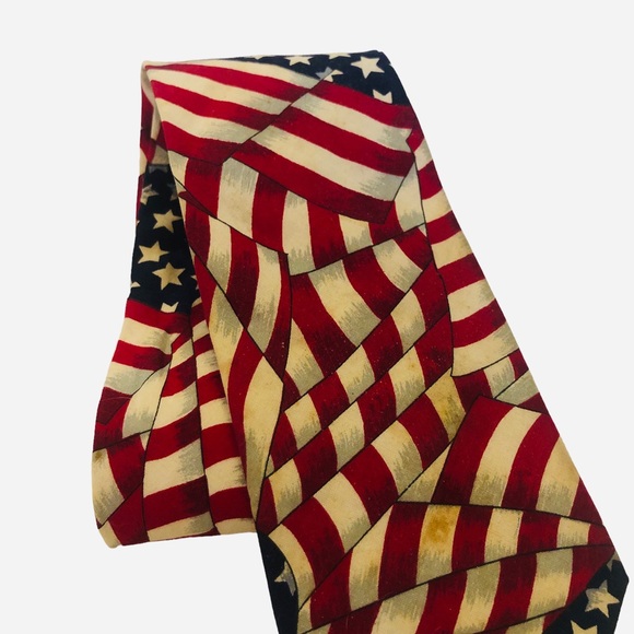 American Flag Tie - Picture 3 of 11
